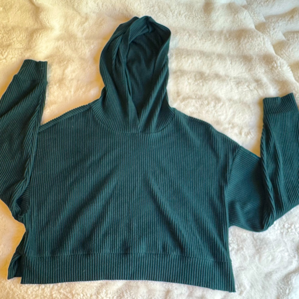 Alo Yoga Muse Hoodie